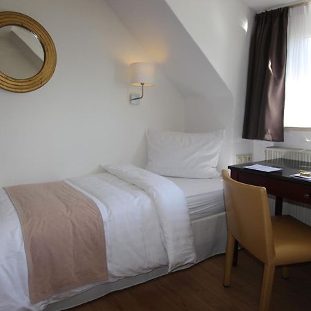 Boutique Hotel Restaurant Hollerather Hof Hellenthal Δωμάτιο φωτογραφία