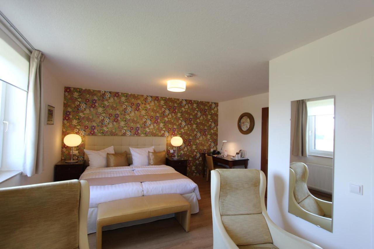 Boutique Hotel Restaurant Hollerather Hof Hellenthal Εξωτερικό φωτογραφία