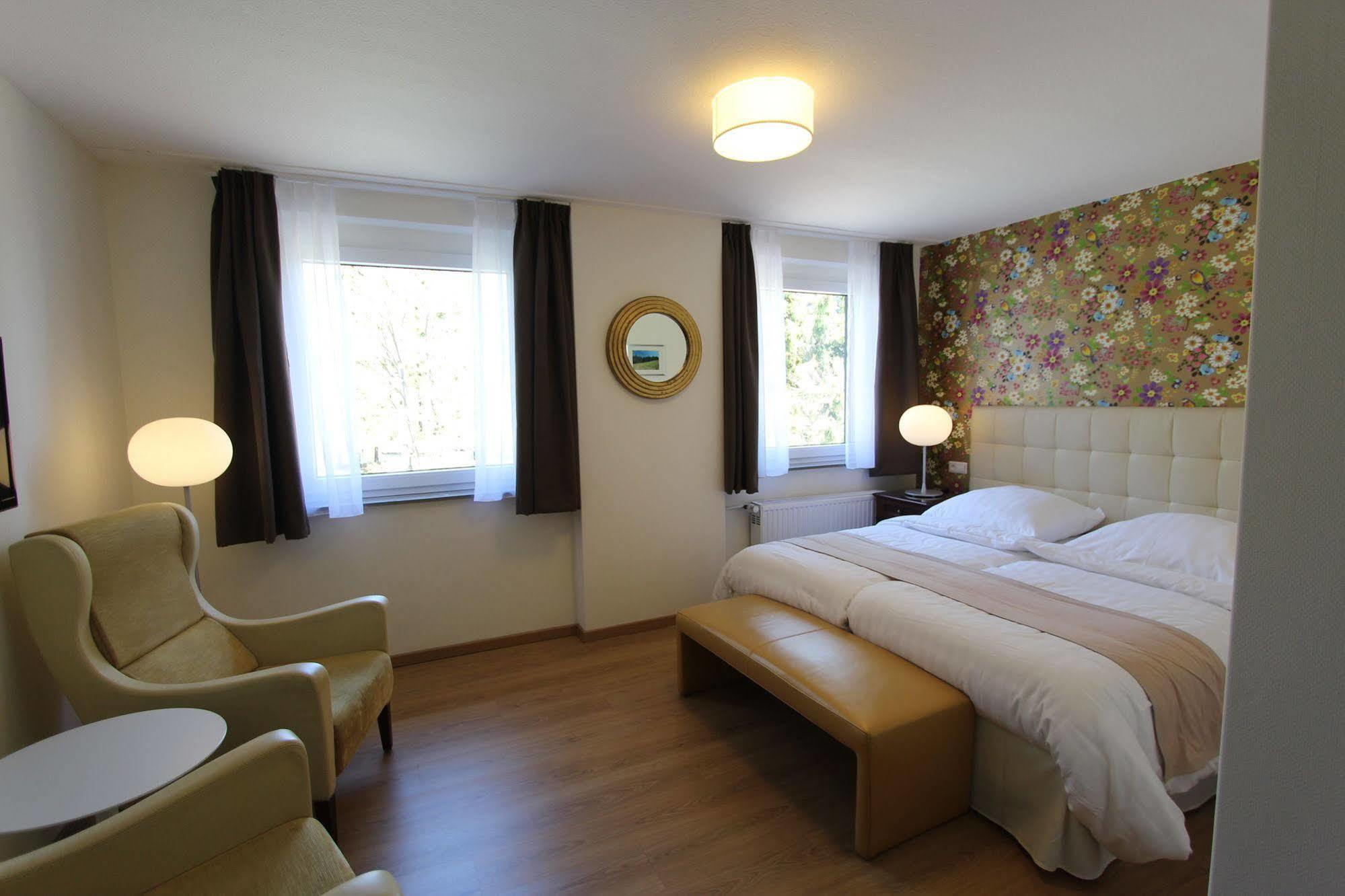 Boutique Hotel Restaurant Hollerather Hof Hellenthal Εξωτερικό φωτογραφία