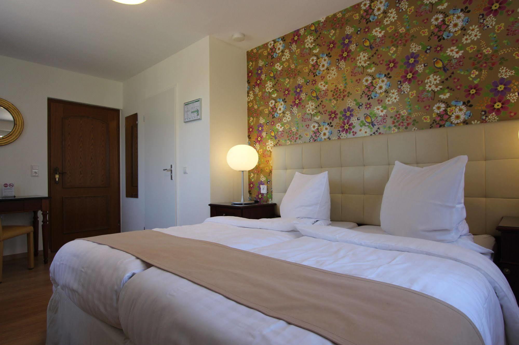 Boutique Hotel Restaurant Hollerather Hof Hellenthal Εξωτερικό φωτογραφία