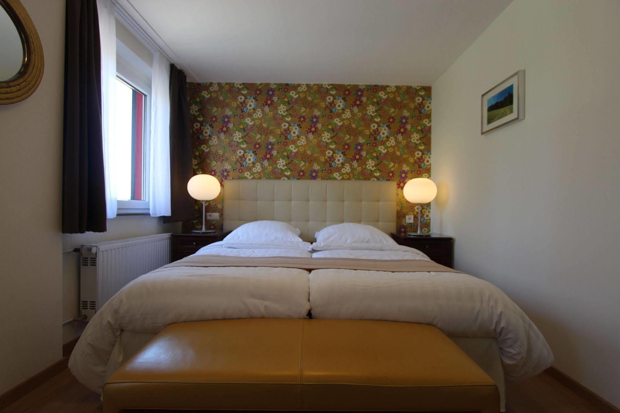 Boutique Hotel Restaurant Hollerather Hof Hellenthal Εξωτερικό φωτογραφία