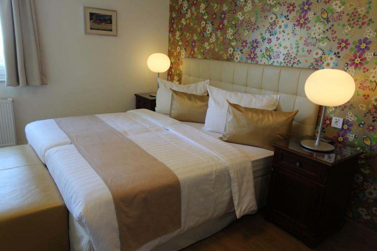 Boutique Hotel Restaurant Hollerather Hof Hellenthal Εξωτερικό φωτογραφία